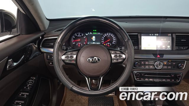 Kia K7 2016 — photo 19