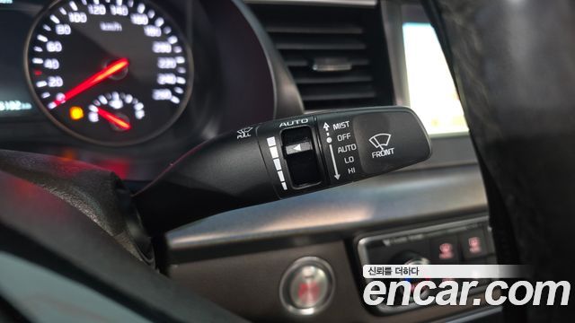 Kia K7 2016 — photo 30