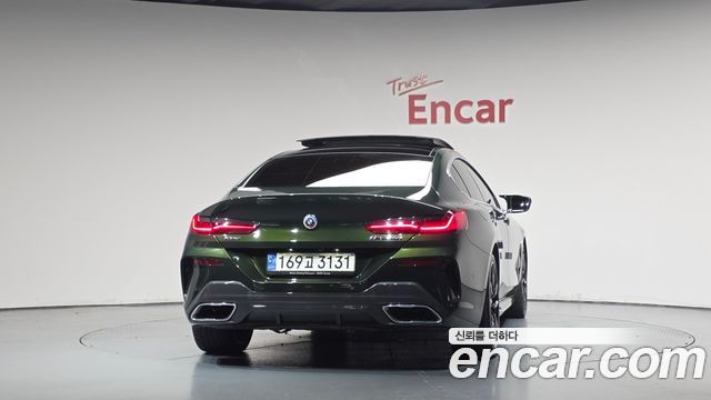 BMW 8-Series 2022 — photo 4