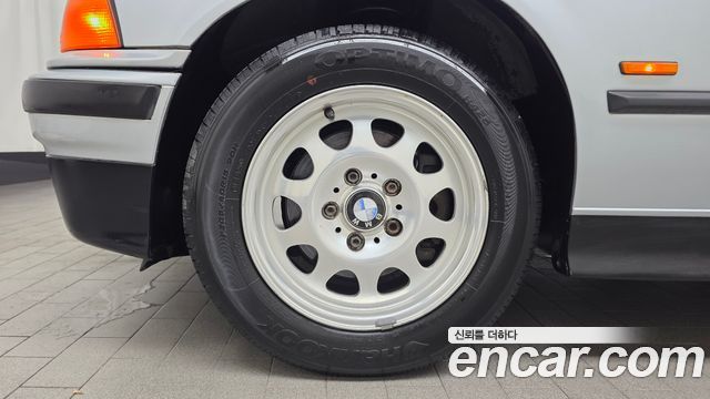 BMW 3-Series 1997 — photo 5