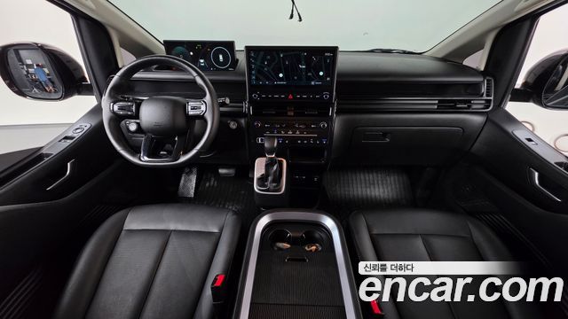 Hyundai Staria 2026 — photo 10