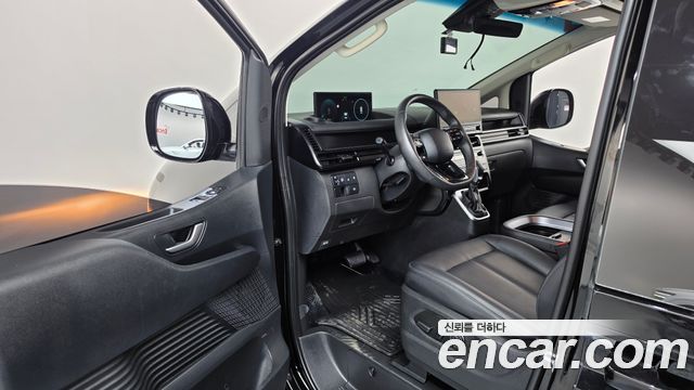 Hyundai Staria 2026 — photo 13