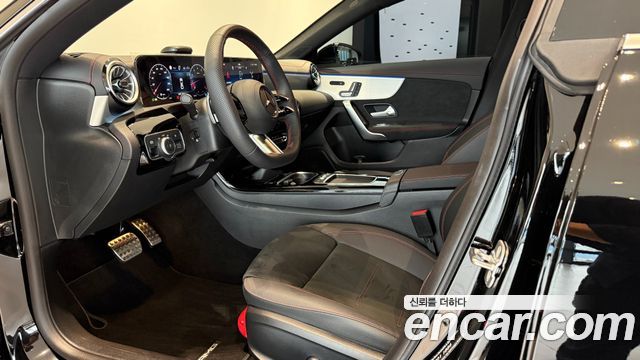 Mercedes-Benz CLA-Class 2026 — photo 16