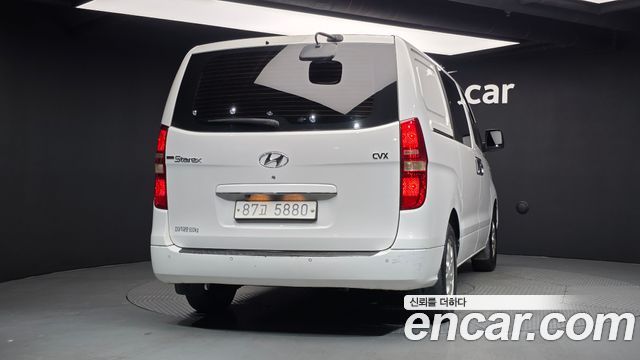 Hyundai Starex 2013 — photo 4