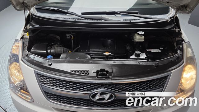 Hyundai Starex 2013 — photo 6