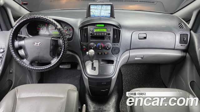 Hyundai Starex 2013 — photo 7