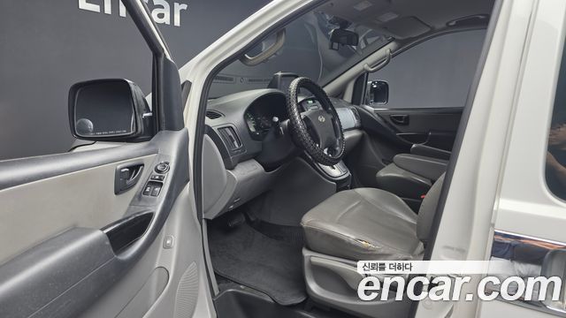 Hyundai Starex 2013 — photo 10