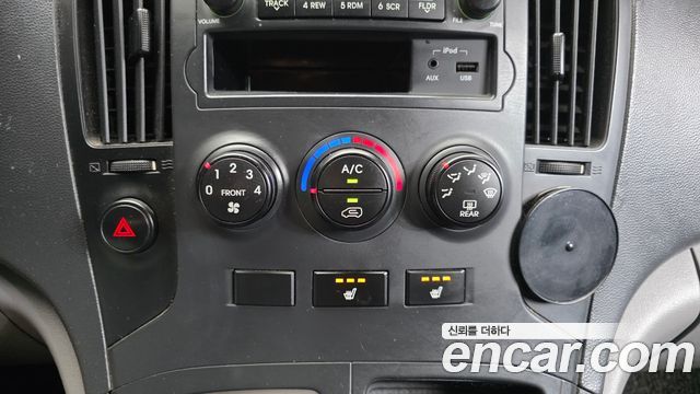 Hyundai Starex 2013 — photo 17