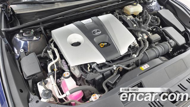 Lexus ES 2021 — photo 6