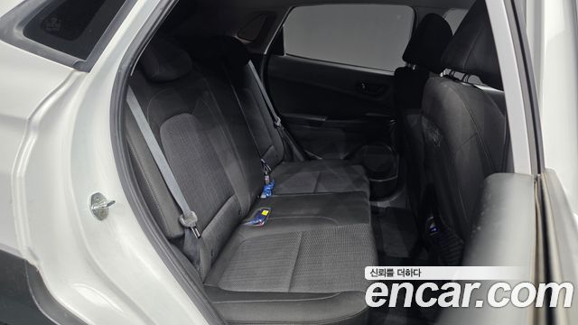 Hyundai Kona 2021 — photo 12