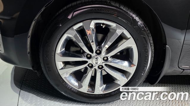 Kia Canival 2016 — photo 5