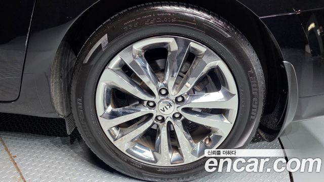 Kia Canival 2016 — photo 7