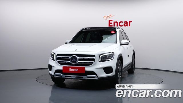 Mercedes-Benz GLB-Class 2021 — photo 3