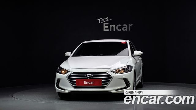Hyundai AVANTE 2017 — photo 3