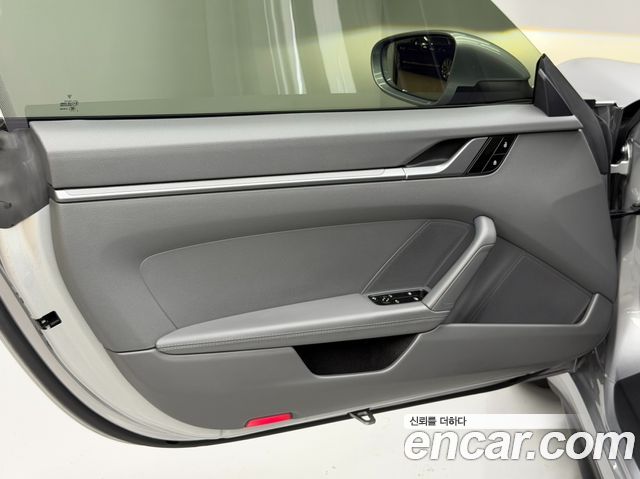 Porsche 911 2020 — photo 11