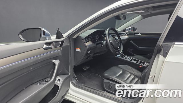 Volkswagen Arteon 2019 — photo 10