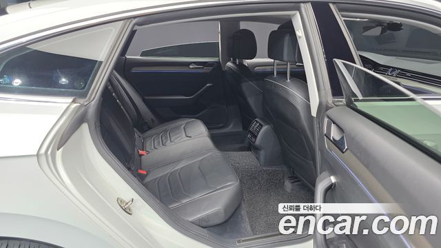 Volkswagen Arteon 2019 — photo 12