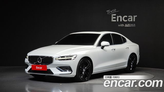 Volvo S60 2021 — photo 1