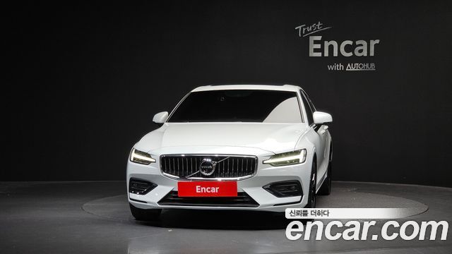 Volvo S60 2021 — photo 3