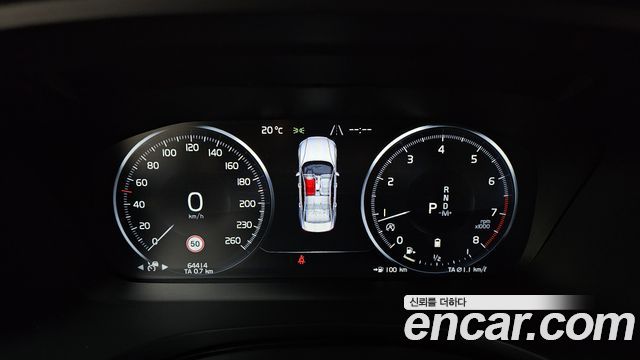 Volvo S60 2021 — photo 11