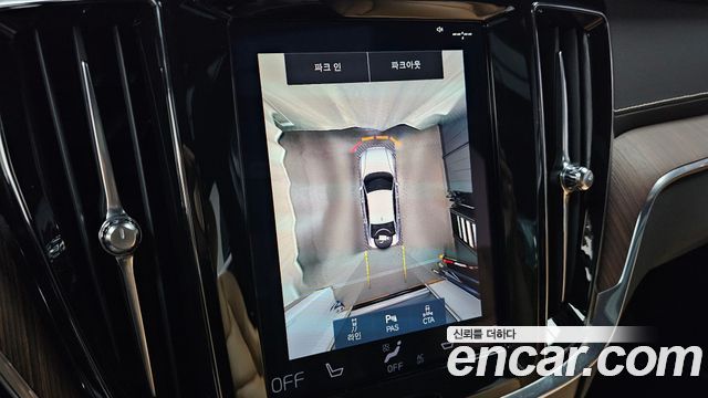 Volvo S60 2021 — photo 21