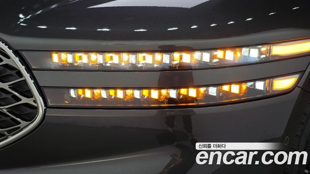 Genesis G90 2025 — photo 8