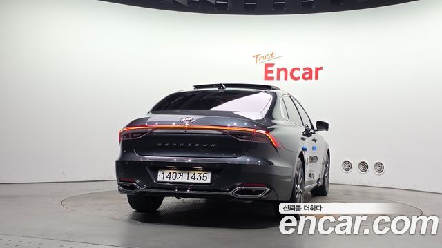 Hyundai Grandeur 2023 — photo 4