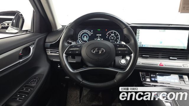 Hyundai Grandeur 2023 — photo 12