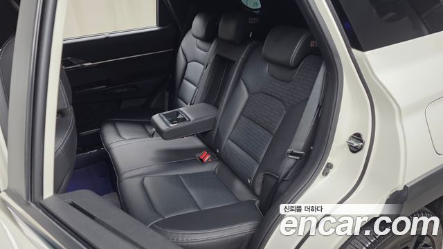 KG Mobility Torres 2024 — photo 18