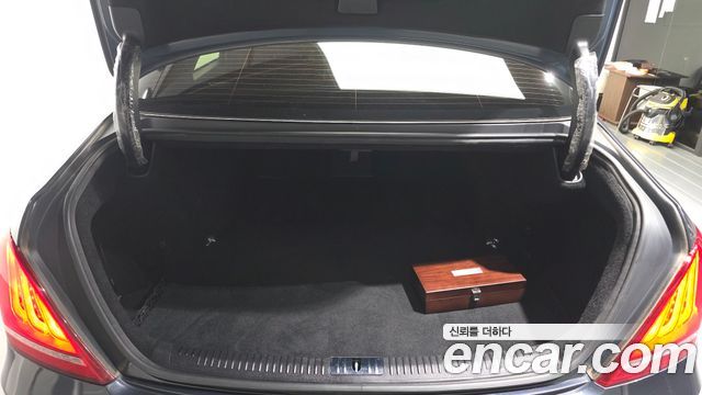 Genesis EQ900 2017 — photo 26