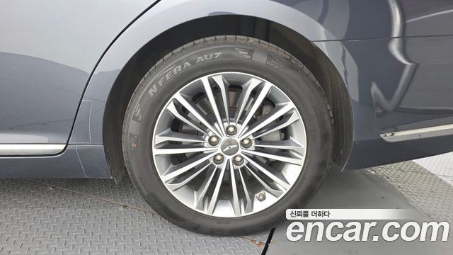 Genesis EQ900 2017 — photo 7