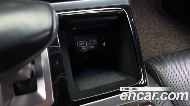 Genesis EQ900 2017 — photo 29