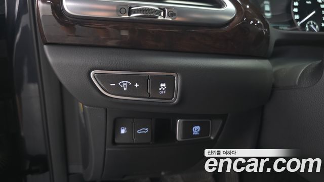 Genesis EQ900 2017 — photo 33