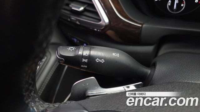 Genesis EQ900 2017 — photo 34