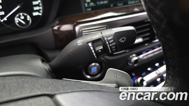 Genesis EQ900 2017 — photo 35