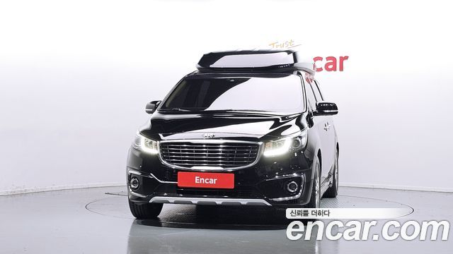 Kia Canival 2018 — photo 3