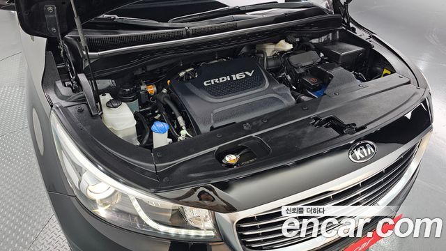 Kia Canival 2018 — photo 6