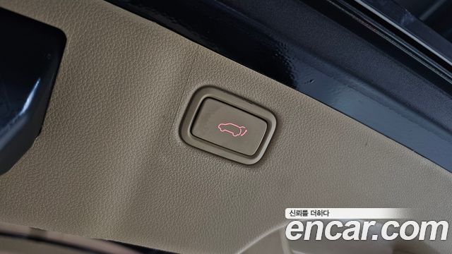 Kia Canival 2018 — photo 19