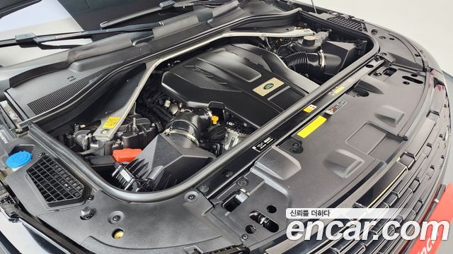 Land Rover Range Rover 2023 — photo 6