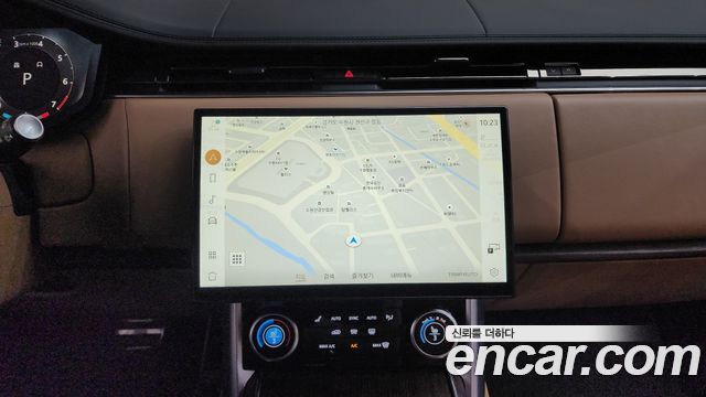 Land Rover Range Rover 2023 — photo 19