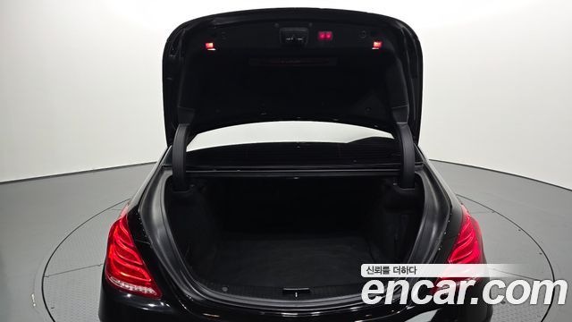 Mercedes-Benz S-Class 2015 — photo 26