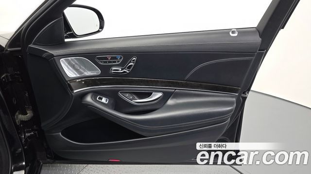 Mercedes-Benz S-Class 2015 — photo 14