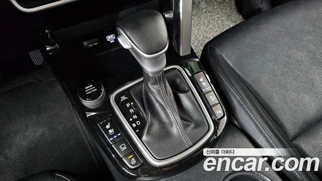 Kia Seltos 2023 — photo 9