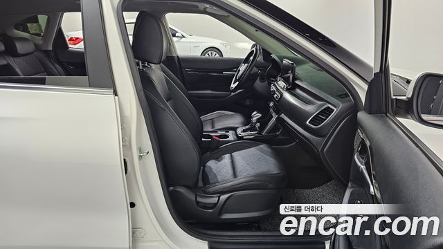 Kia Seltos 2023 — photo 11