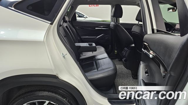 Kia Seltos 2023 — photo 12