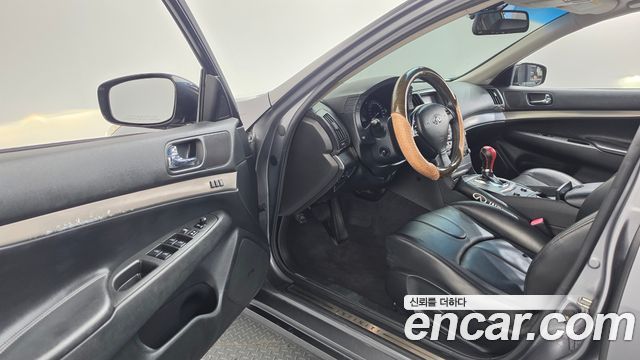 Infiniti G 2010 — photo 10