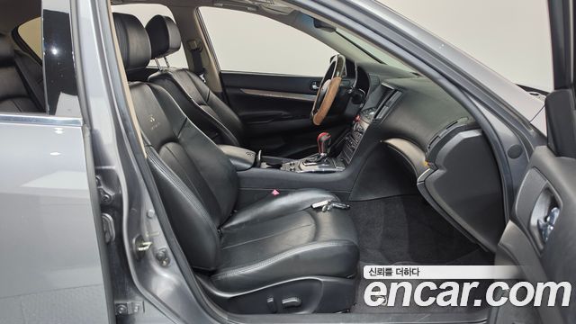 Infiniti G 2010 — photo 11