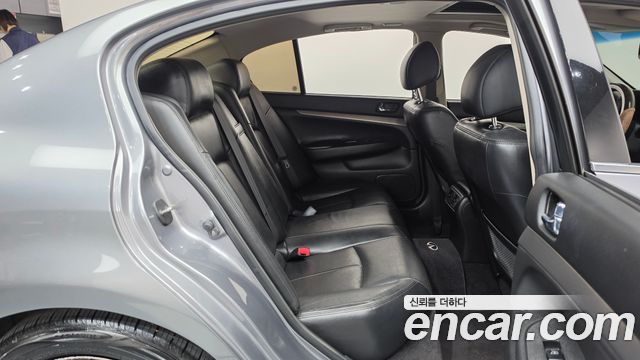 Infiniti G 2010 — photo 12