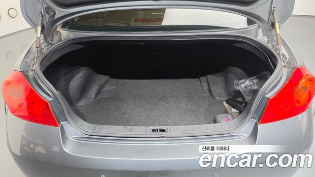 Infiniti G 2010 — photo 20