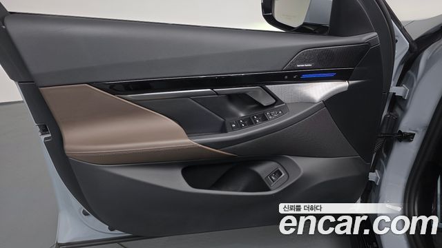 BMW 5-Series 2024 — photo 14